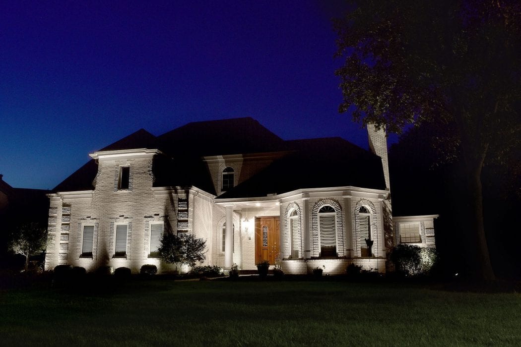 How to Choose the Right Outdoor Lighting for Your Home