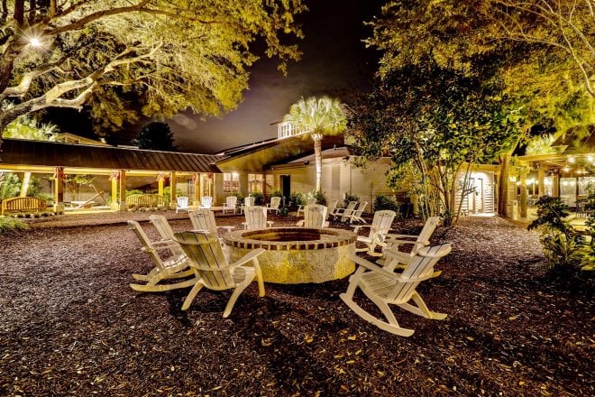 Lighting Up the Night: Innovative Ideas for Outdoor Living Areas