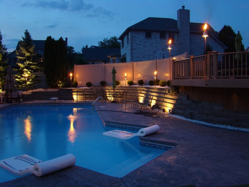 Outdoor-Living-Resort-Lighting